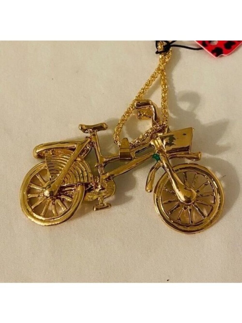 Betsey Johnson Green Bicycle Bike Necklace New - Picture 2 of 4
